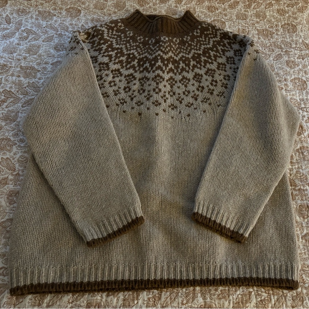 Siskin Mama Owl
Fair Isle Sweater